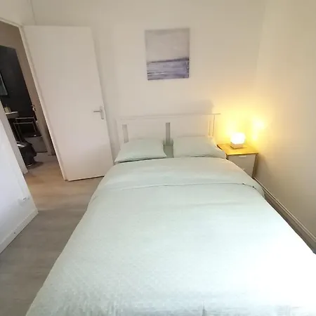 Cosy 5 * אמיינס