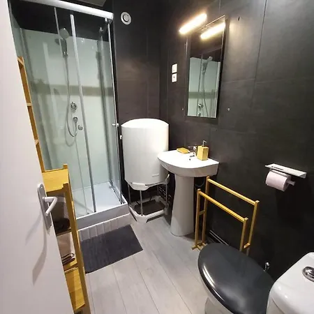 Cosy 5 דירה